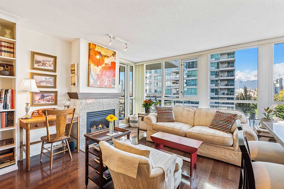 701 120 Milross Avenue Vancouver, BC - 4