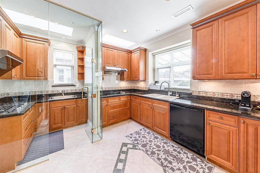 2328 W 22nd Avenue Vancouver, BC - 7