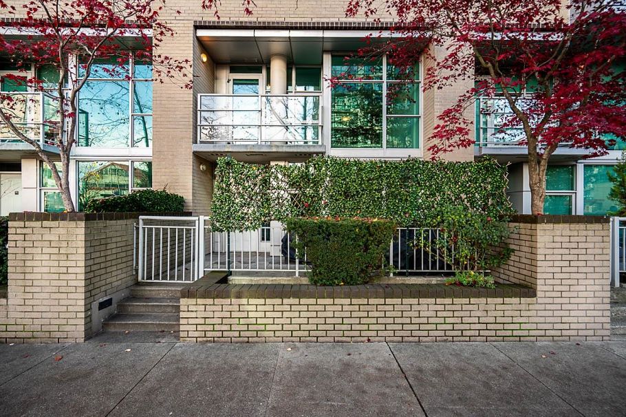 TH6 168 E Esplanade Avenue North Vancouver, BC - 26