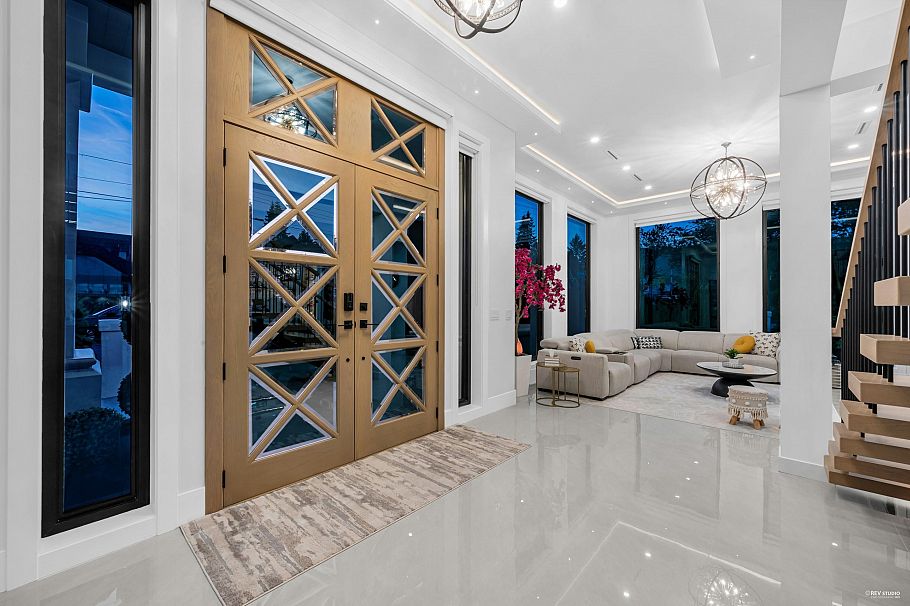 1390 Sutherland Avenue North Vancouver, BC - 16