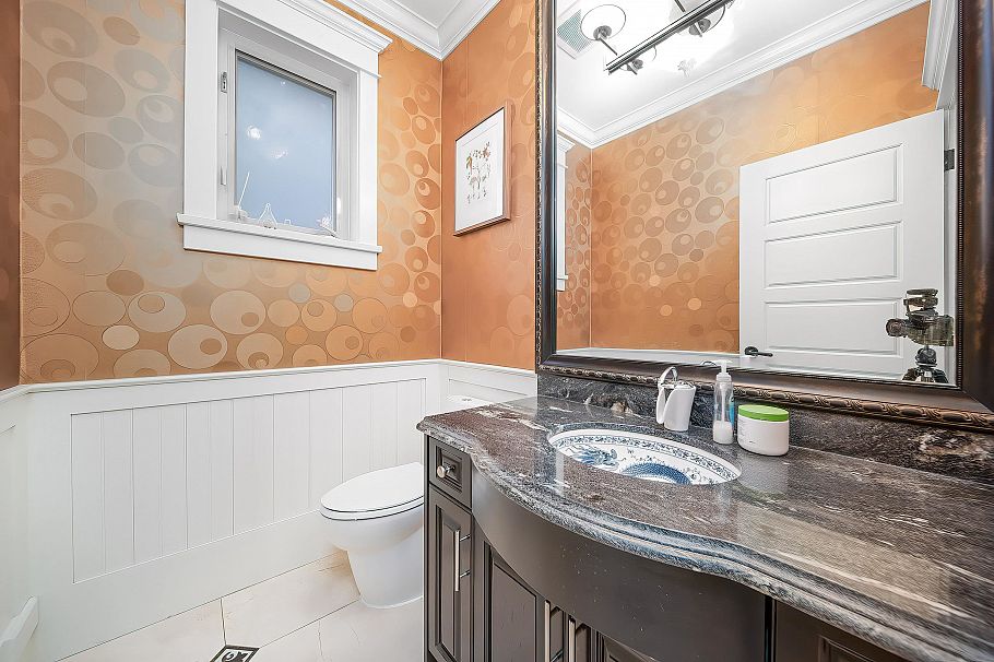 3838 W 15th Avenue Vancouver, BC - 29