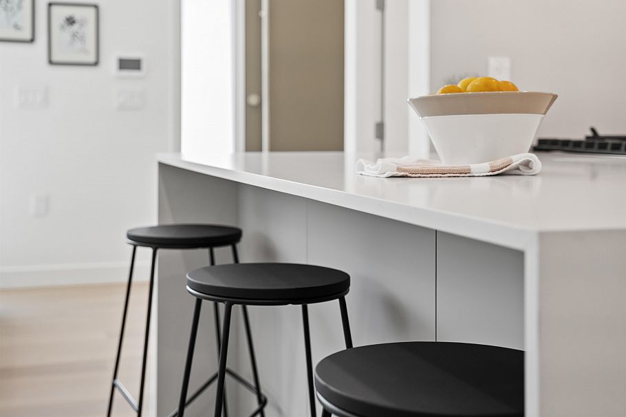 1 2253 Grant Street Vancouver, BC - 22