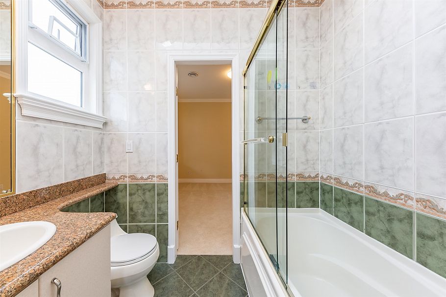 2328 W 22nd Avenue Vancouver, BC - 28