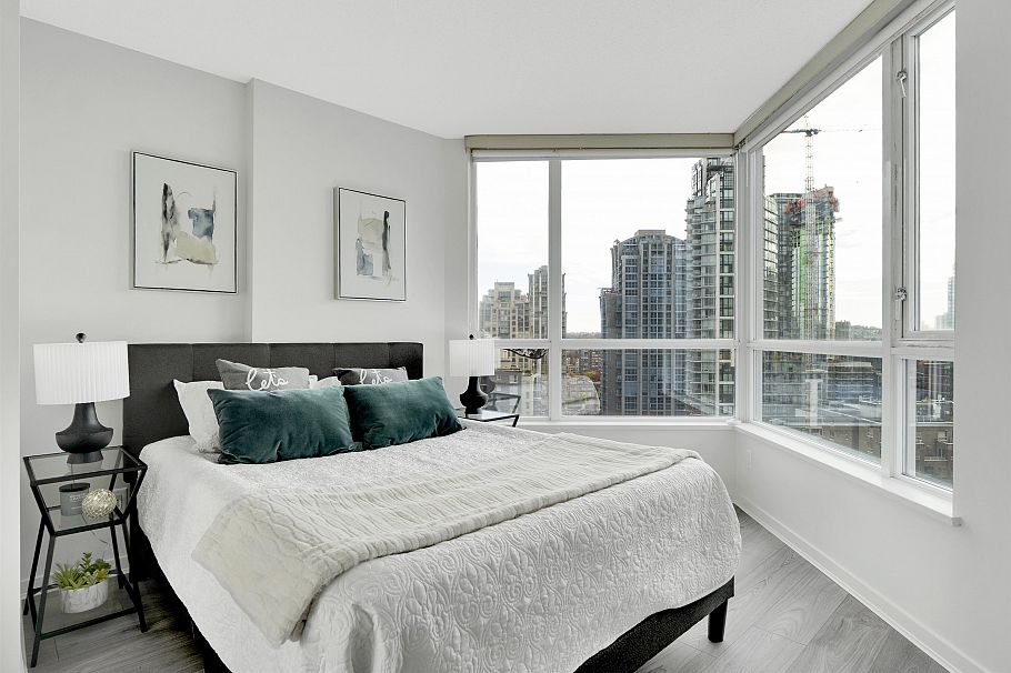 1507 1212 Howe Street Vancouver, BC - 5