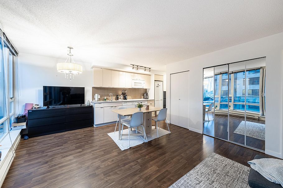 1606 233 Robson Street Vancouver, BC - 8