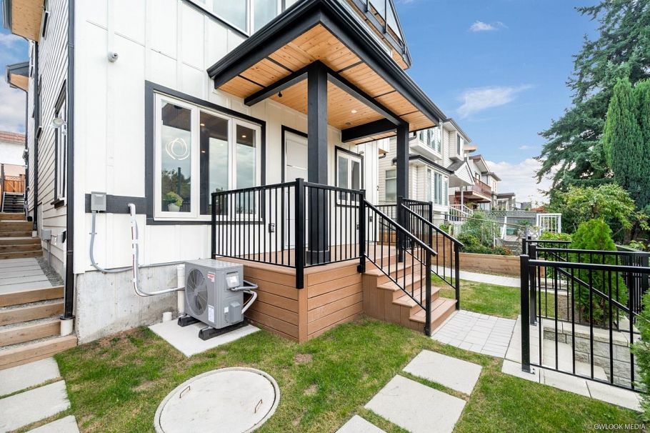 1 2124 Renfrew Street Vancouver, BC - 7