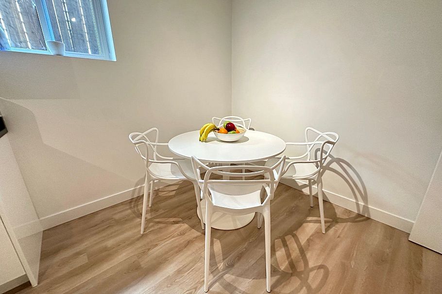 5636 COVEY PL, Vancouver BC V7R 4T8 Vancouver, BC - 11