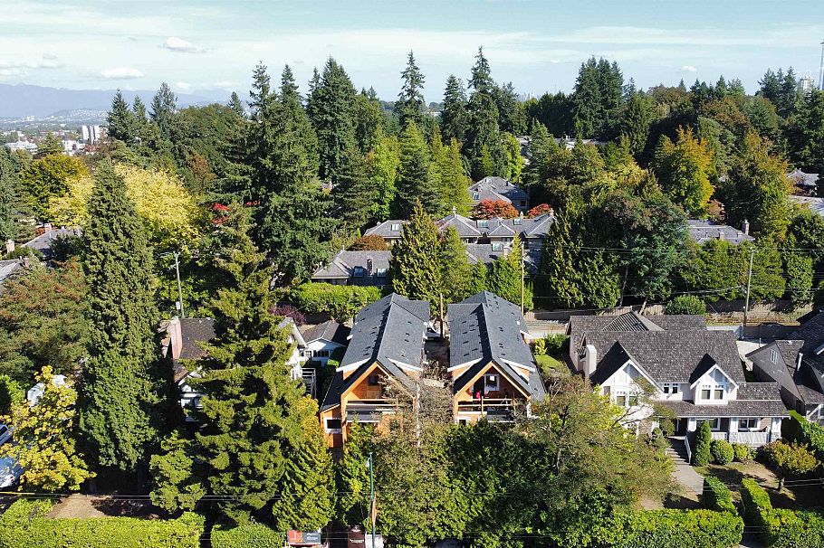 5032 Granville Street Vancouver, BC - 13