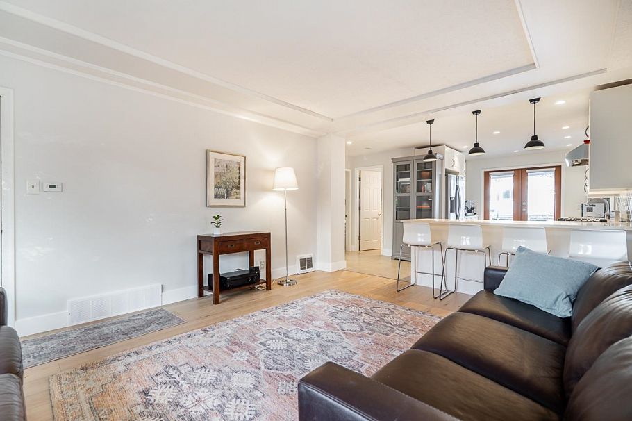 5070 Windsor Street Vancouver, BC - 5