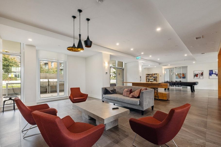 2002 285 E 10th Avenue Vancouver, BC - 31