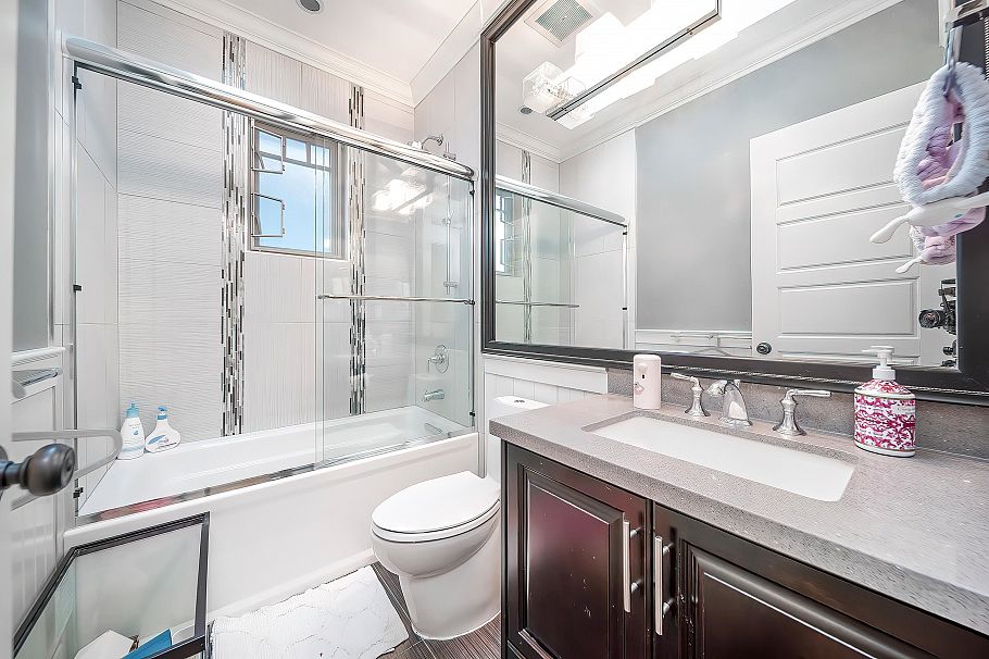 3838 W 15th Avenue Vancouver, BC - 26