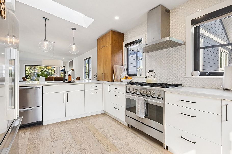 364 E 17th Avenue Vancouver, BC - 12