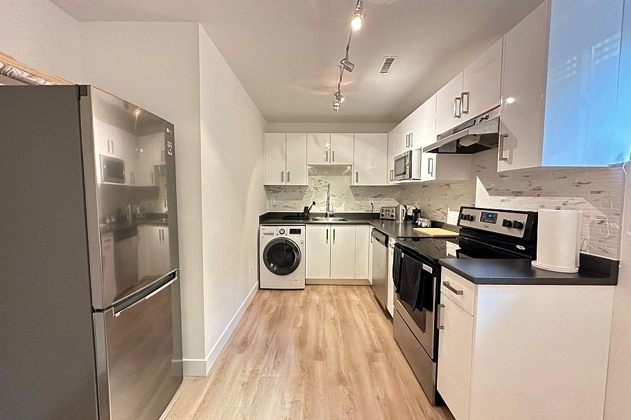 5636 COVEY PL, Vancouver BC V7R 4T8 Vancouver, BC - 4