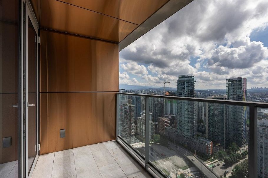 4208 1480 Howe Street Vancouver, BC - 21