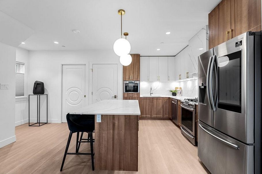 1022 Odlum Drive Vancouver, BC - 12