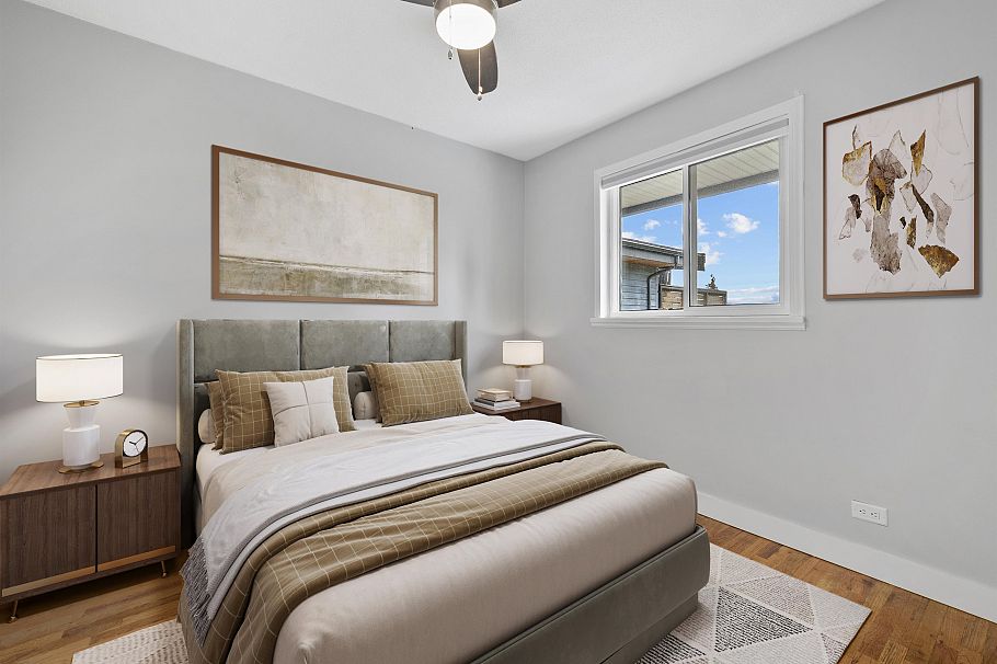 1137 Cloverley Street North Vancouver, BC - 8