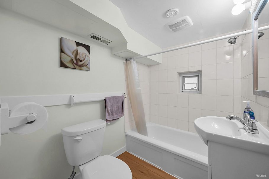 3278 Parker Street Vancouver, BC - 24