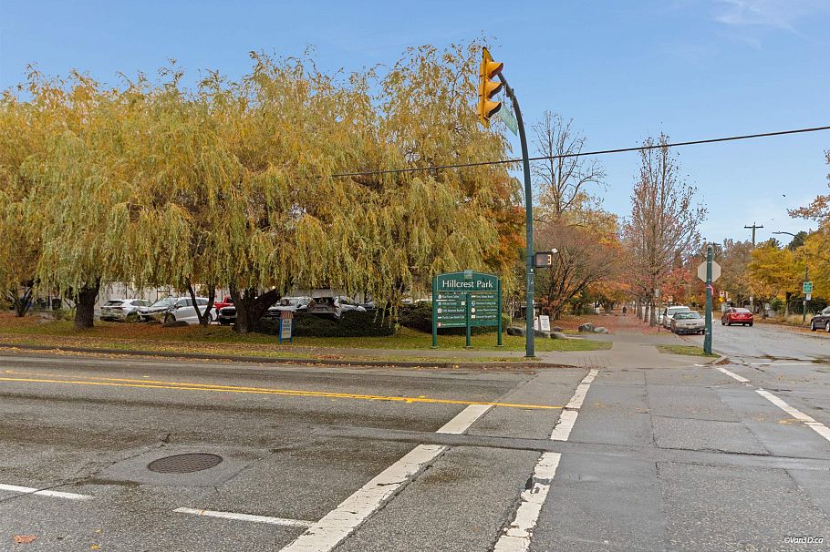 208 188 E 33rd Avenue Vancouver, BC - 21