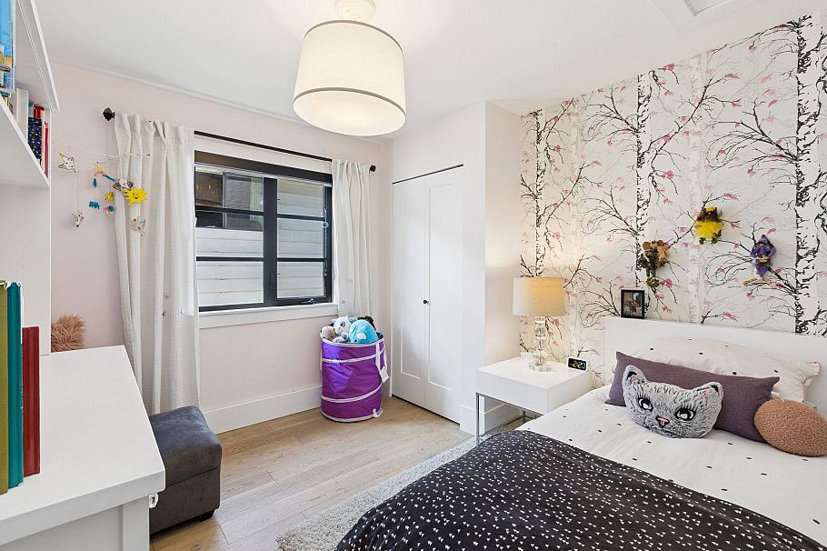 364 E 17th Avenue Vancouver, BC - 15