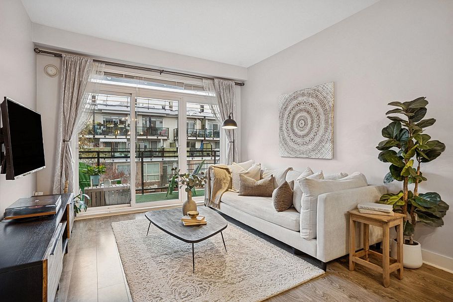 303 733 W 14 Street North Vancouver, BC - 4