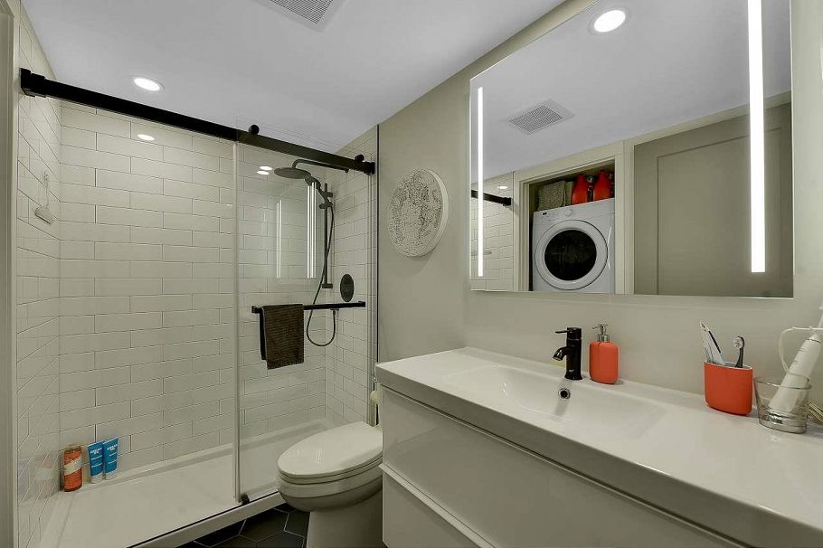 205 1265 W 11th Avenue Vancouver, BC - 5