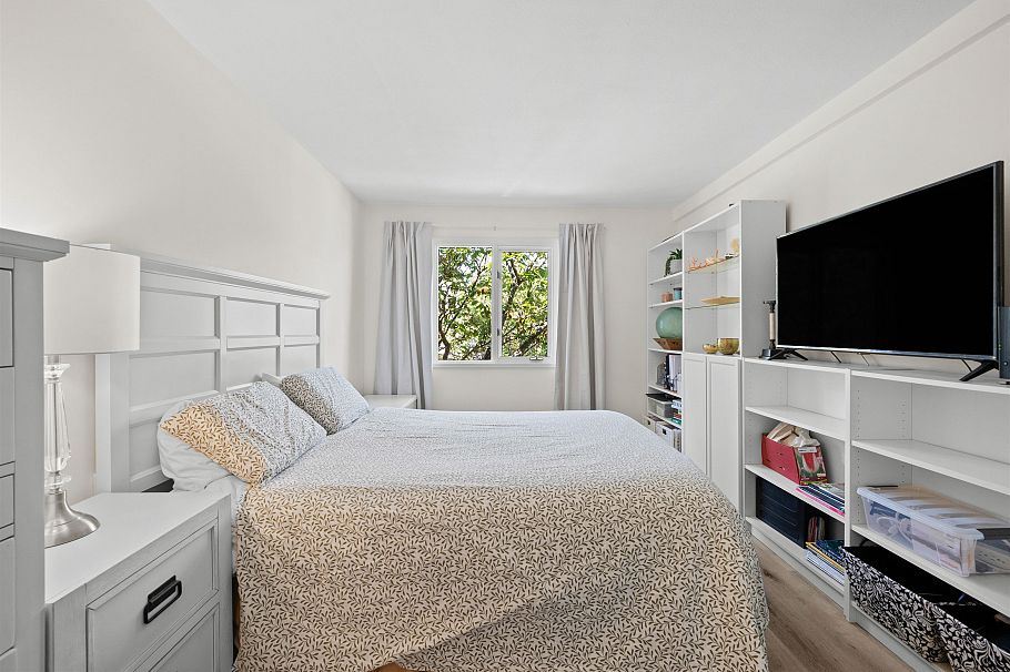 204 1528 Bowser Avenue North Vancouver, BC - 12