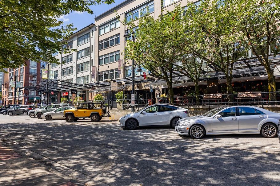 303 212 Davie Street Vancouver, BC - 26