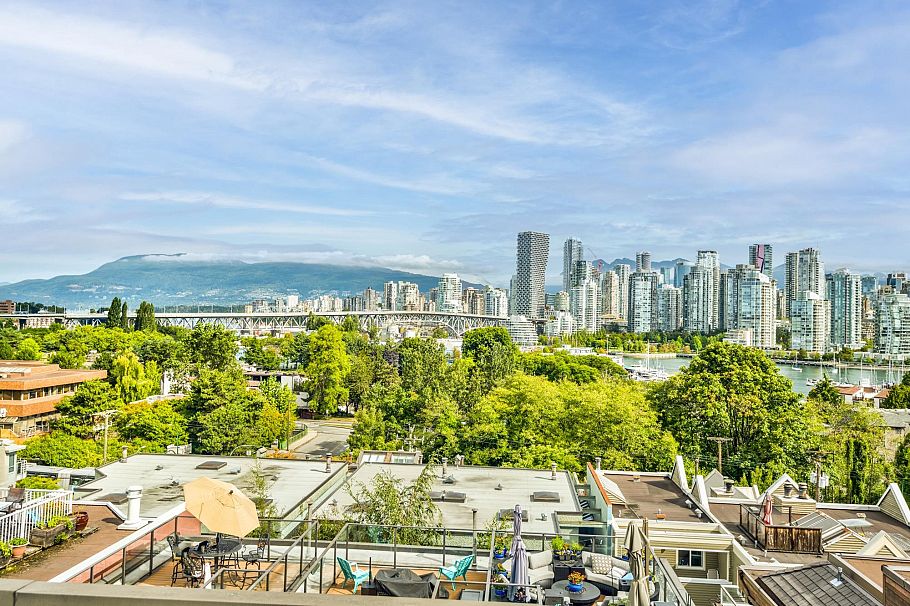 G 1215 W 7th Avenue Vancouver, BC - 4