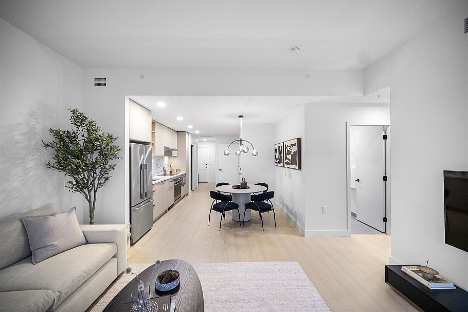 509 422 E 3rd Street North Vancouver, BC - 12