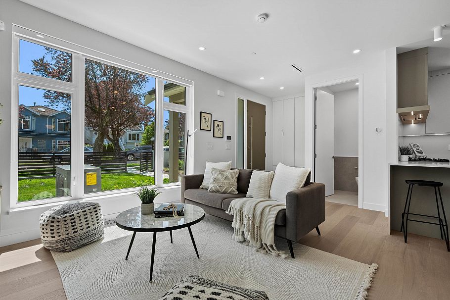 1 2253 Grant Street Vancouver, BC - 8