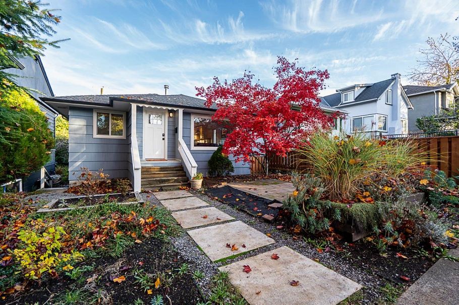 5070 Windsor Street Vancouver, BC - 2