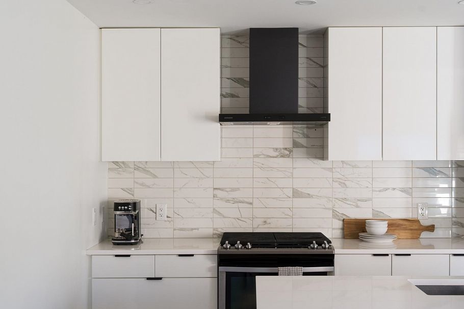 35 3595 Salal Drive North Vancouver, BC - 6