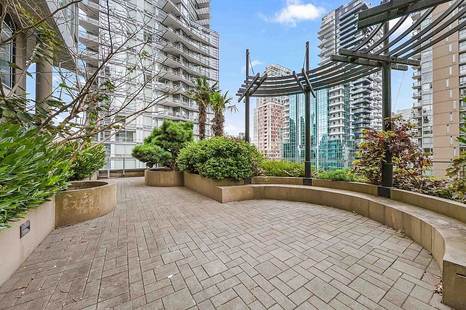 204 1252 Hornby Street Vancouver, BC - 29