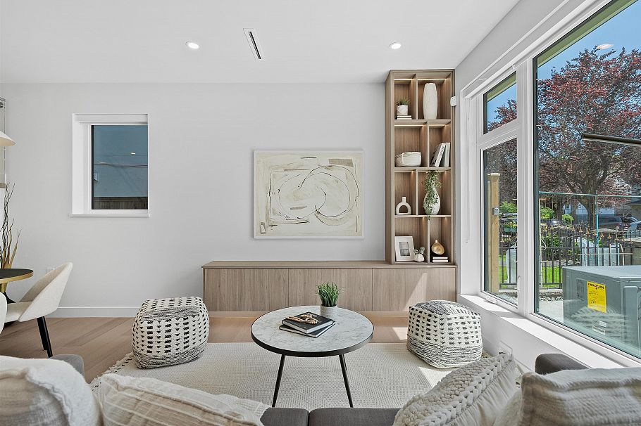 1 2253 Grant Street Vancouver, BC - 4