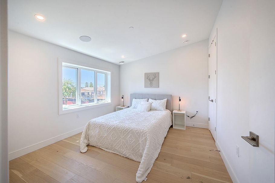 810 E 51st Avenue Vancouver, BC - 15