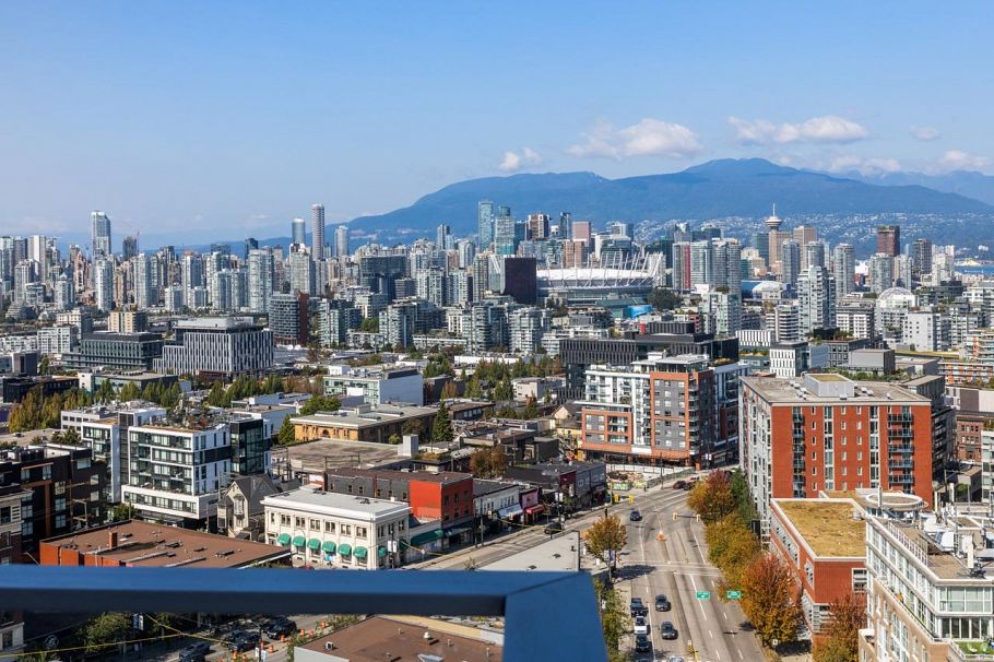 2002 285 E 10th Avenue Vancouver, BC - 20