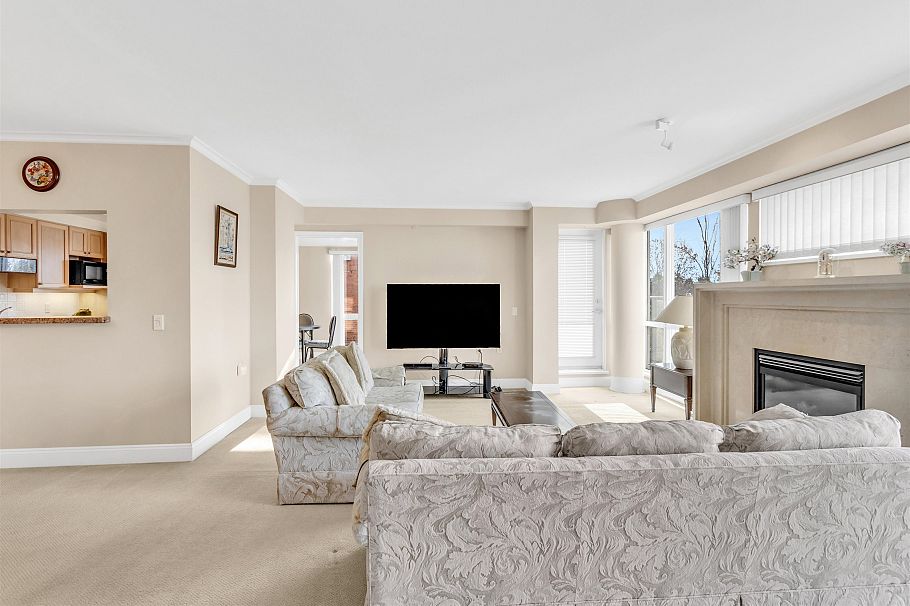 508 618 W 45th Avenue Vancouver, BC - 4