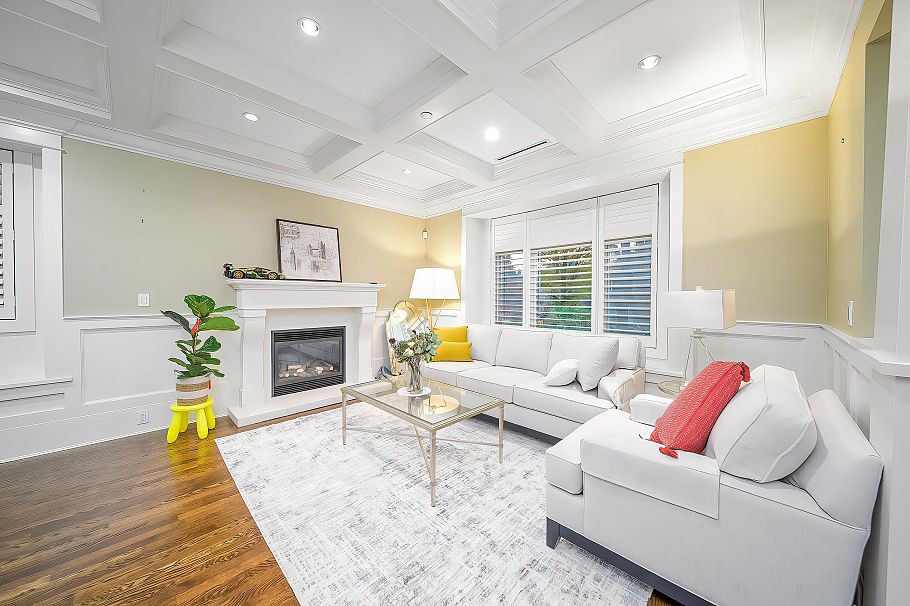 3838 W 15th Avenue Vancouver, BC - 4