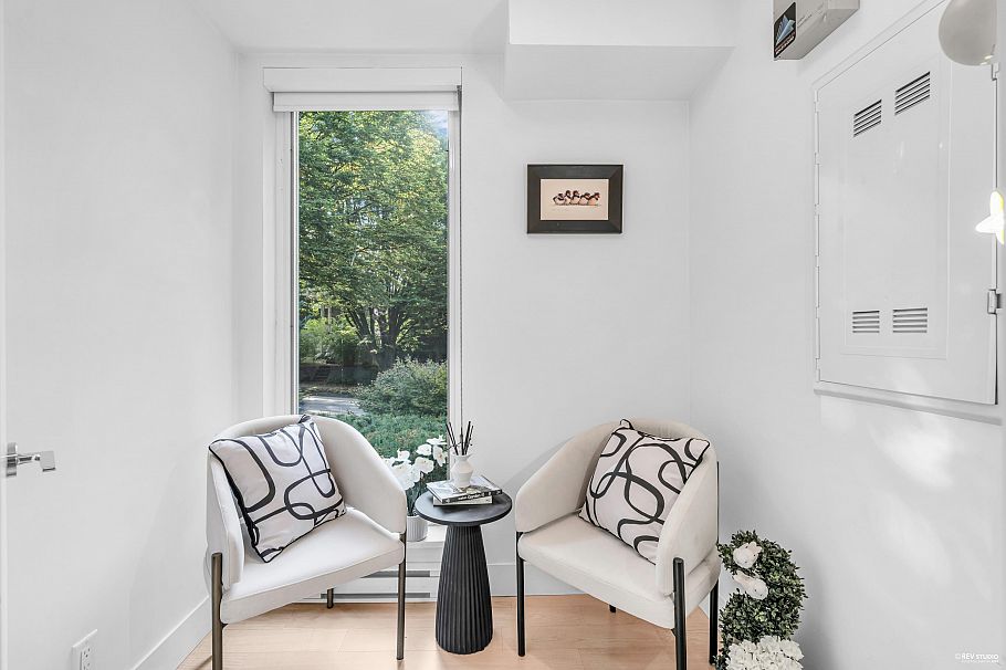 1407 East 1st Street Vancouver, BC - 14