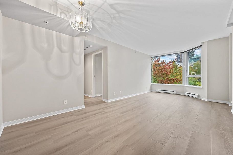 411 500 W 10th Avenue Vancouver, BC - 1