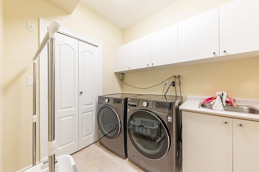 2328 W 22nd Avenue Vancouver, BC - 36