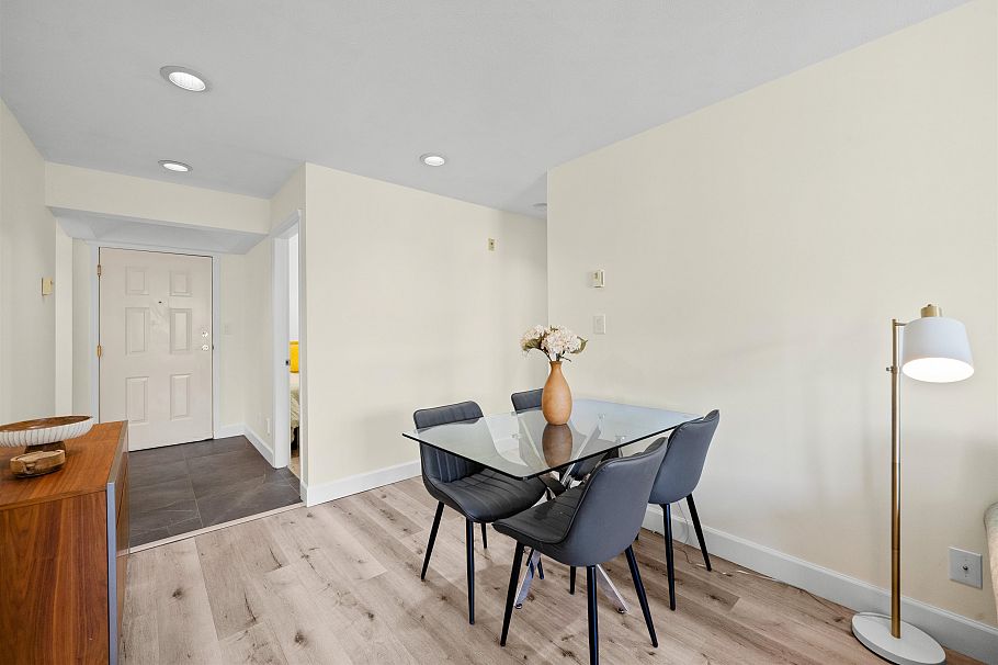 204 1528 Bowser Avenue North Vancouver, BC - 7