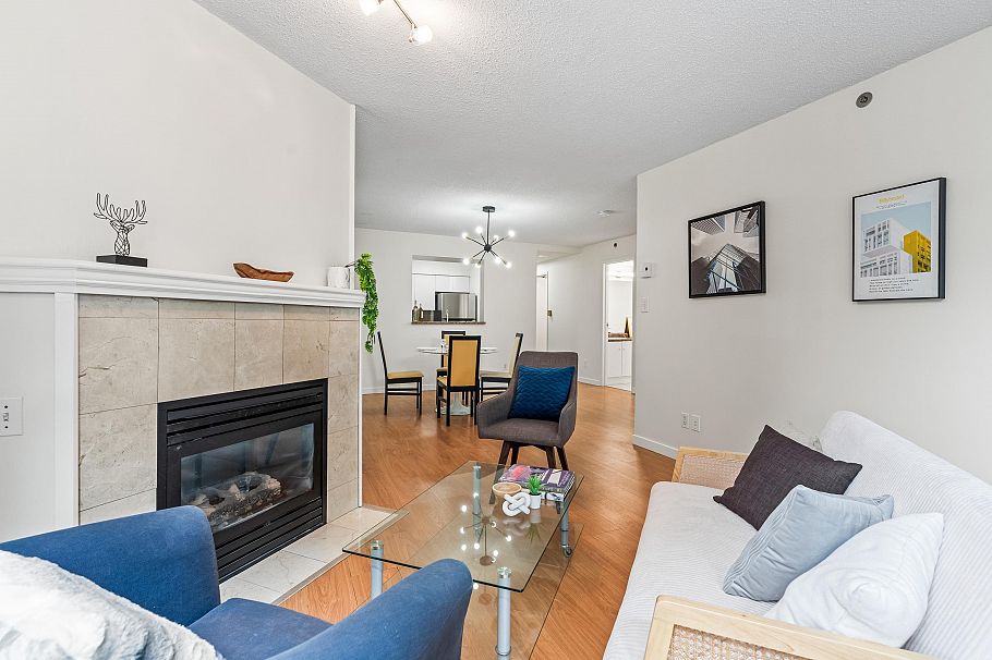 202 1771 Nelson Street Vancouver, BC - 3