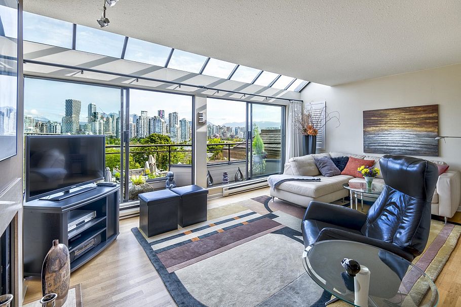 G 1215 W 7th Avenue Vancouver, BC - 9