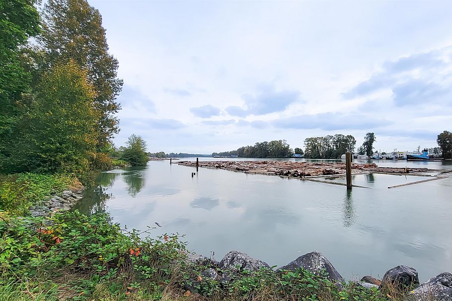 214 3038 Kent Avenue South E Vancouver, BC - 28