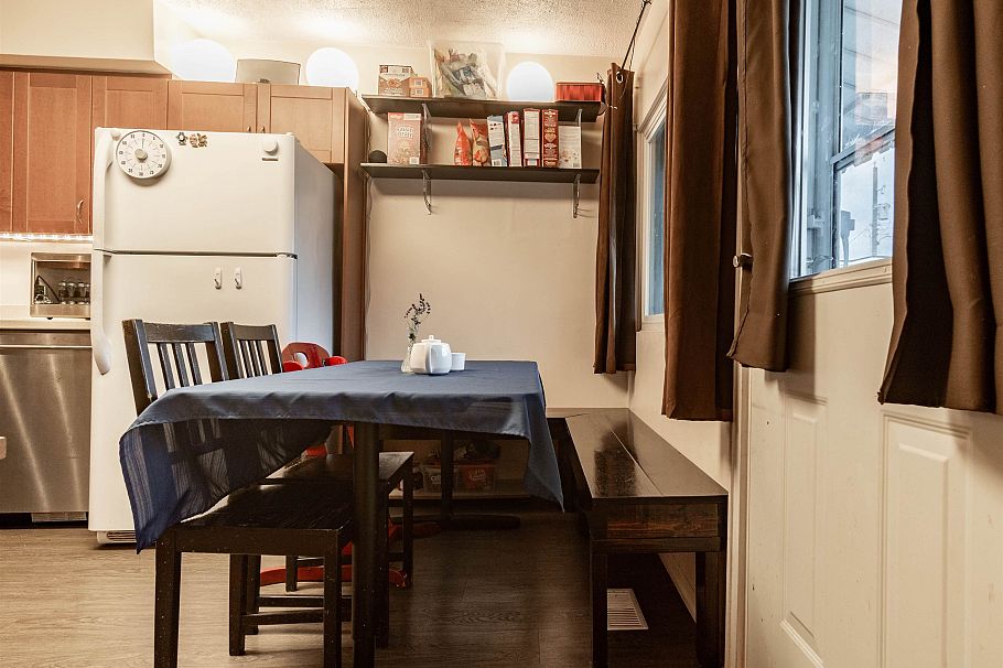 4458 Skeena Street Vancouver, BC - 10