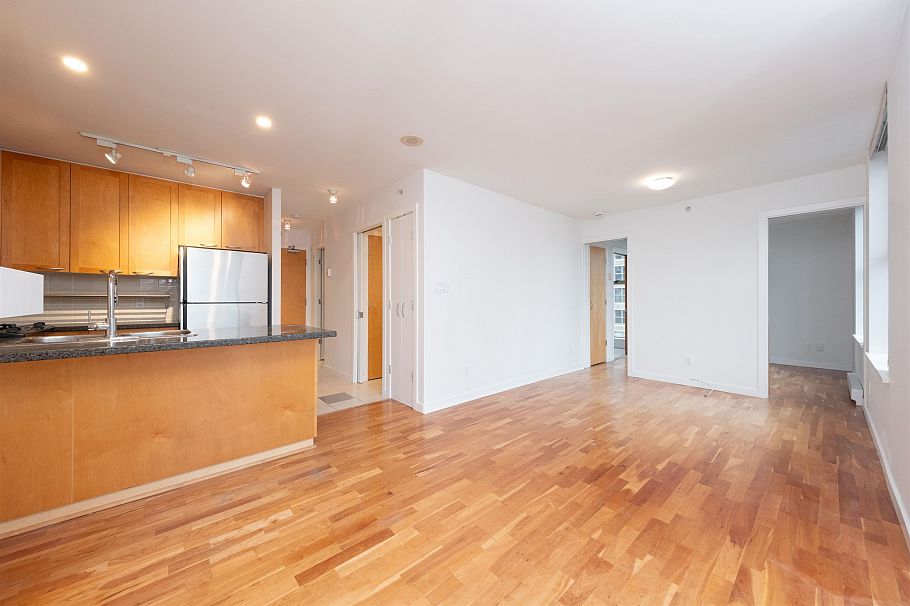 1406 989 Richards Street Vancouver, BC - 11