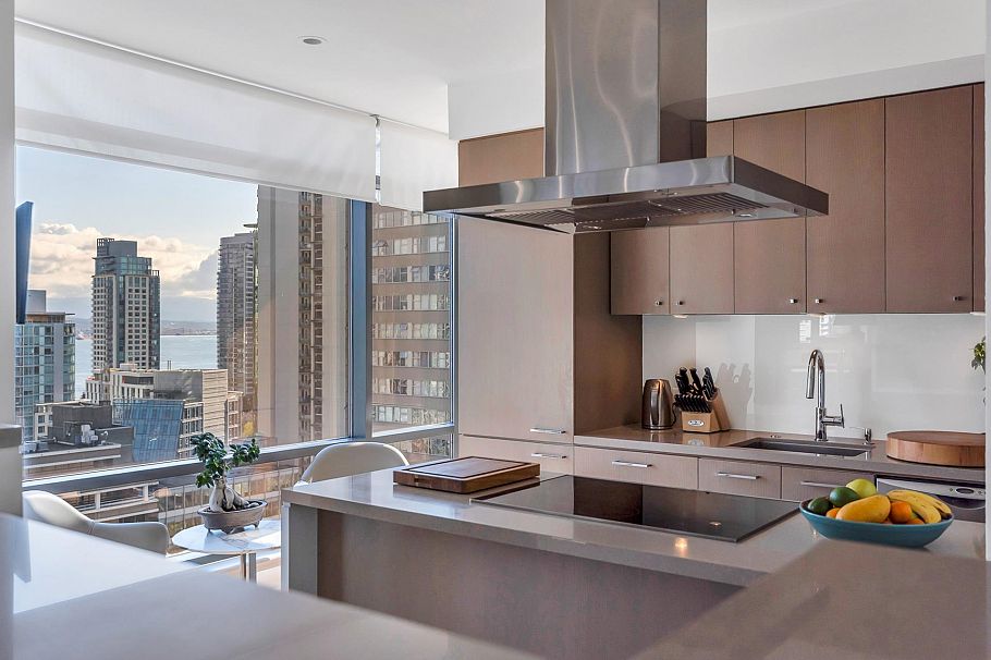 11A 1500 Alberni Street Vancouver, BC - 11