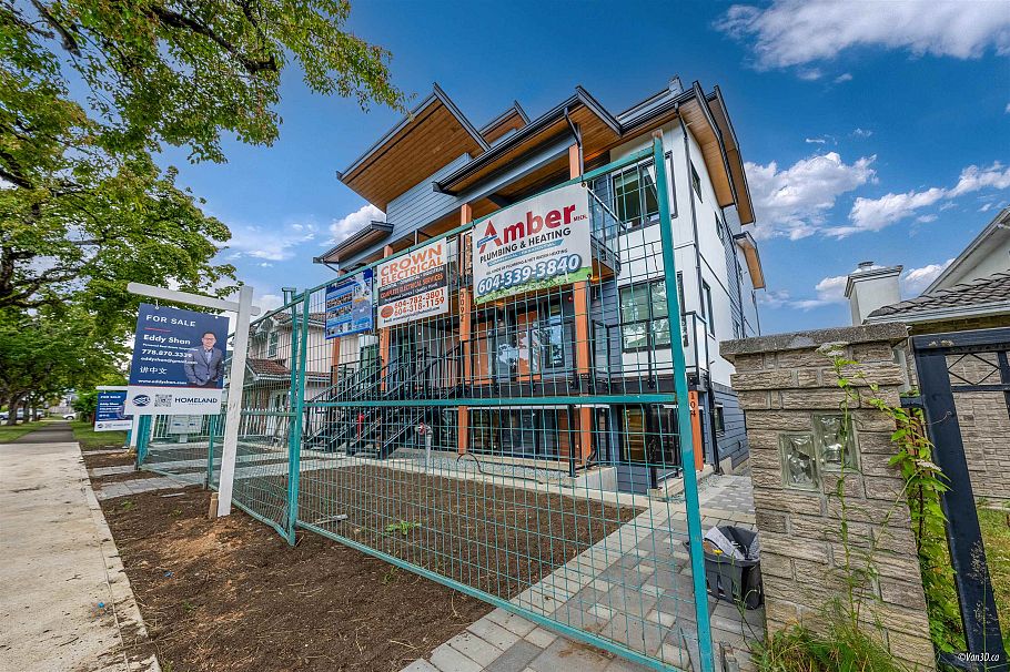 203 5092 Slocan Street Vancouver, BC - 24