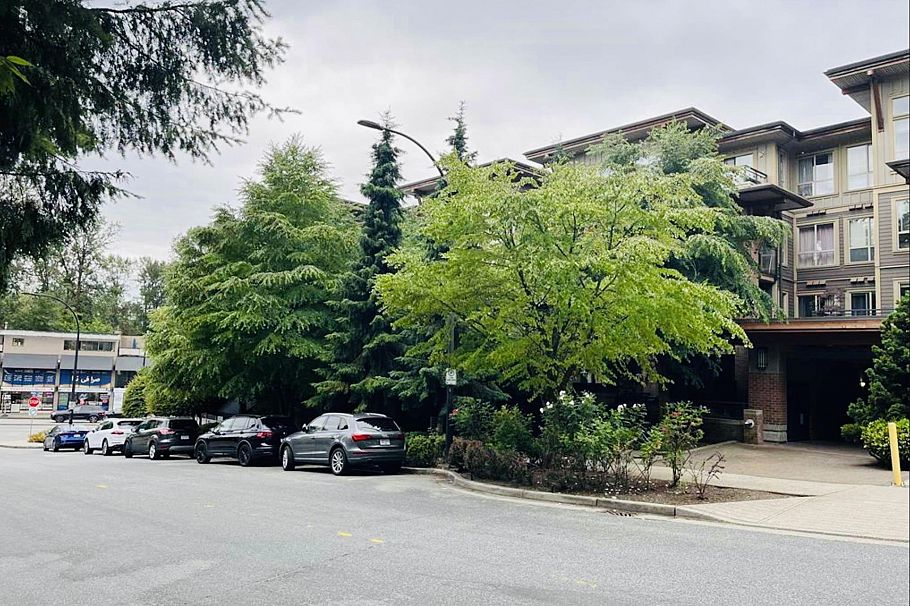 317 1633 Mackay Avenue North Vancouver, BC - 21